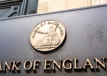 Bank of England Pushes for Swift Digital Payment Solutions as Cash Usage Drops
