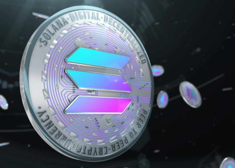 Bloomberg Analyst Discusses Solana ETF Deadline and Election Impact