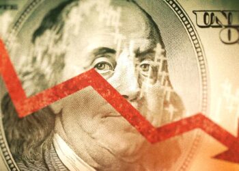 Peter Schiff Warns of Looming US Dollar Crisis and Economic Collapse