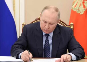 Putin Signs Law to Advance Cryptocurrency Use in Russia’s International Trade