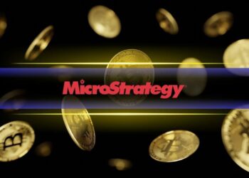 Retail Stung by MicroStrategy Premium as MSTR Stock Dumps 35% in a Week