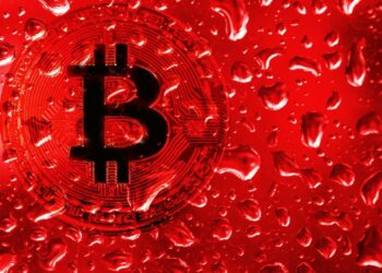 Bitcoin Balances on a Razor’s Edge: Is a Breakout or Breakdown Looming?