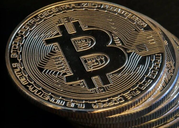 Despite Bitcoin’s 10% Drop, Over $20M in Old Coins Find New Homes