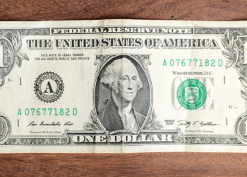 Trump’s Tariffs, Sanctions to Speed up De-Dollarization, Economist Says
