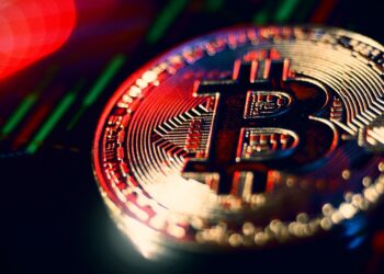 Crypto Economy Tumbles: Bitcoin Nears $90K as Sell-Off Intensifies