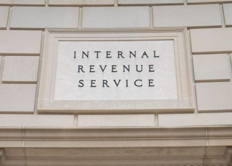 US Lawmakers Unite to Block IRS Rule Threatening Defi and Crypto Innovation