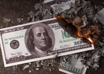 Russia’s Wealth Chief: Biden’s Policies Crushed US Dollar While Strengthening Moscow