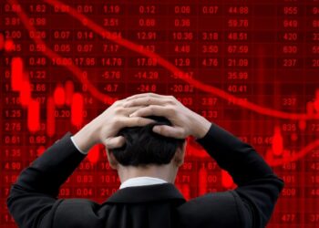 Tariff Tumble: Bitcoin Falls Below $90K, Amid Trade War Turmoil