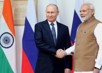 Russia and India Cut Dollar Use: 90% of Direct Transactions in National Currencies
