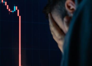 Enron Token Crashes Hard, CEO Takes Polygraph Test to Deny Involvement