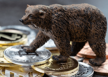 Bitcoin’s Slide Sparks Altcoin Avalanche: PI, Dogecoin, XRP Post Brutal Losses