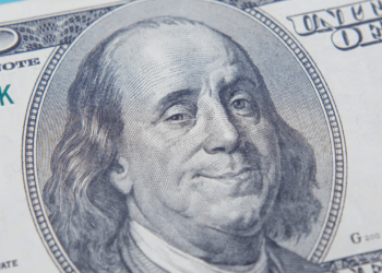 ‘Dollar Smile’ Theory Suggests Weaker Dollar Ahead, According to Stephen Jen