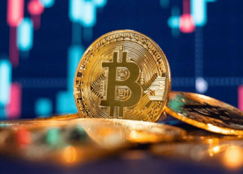 Bitcoin Price Watch: Traders Brace for Volatility as Bitcoin Tests Support