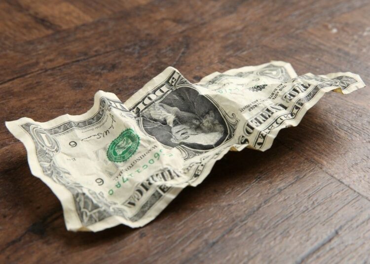 Bitcoin Soars as the US Dollar Tumbles