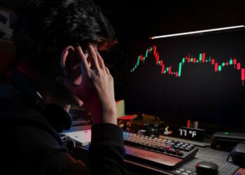 Coinshares: Digital Asset Funds See $240 Million Outflows Amid Global Economic Jitters