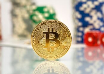 Bitcoin ETF Streak Ends With $359 Million Outflow as Ether ETFs Keep Momentum