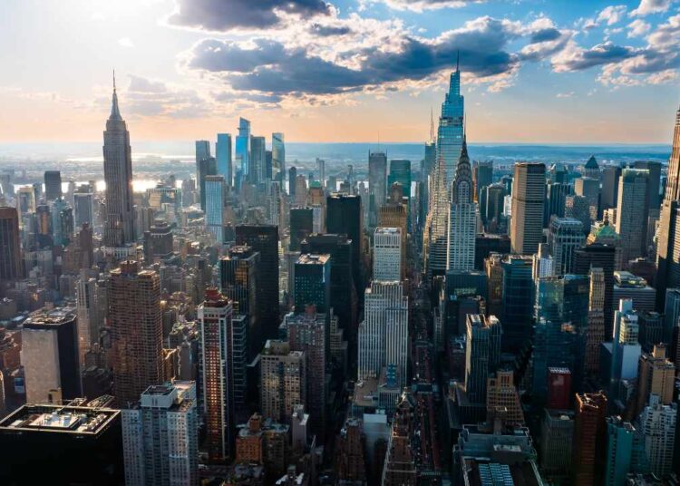 NYC Mayor Goes Full Crypto With Council Launch and Tax Plan