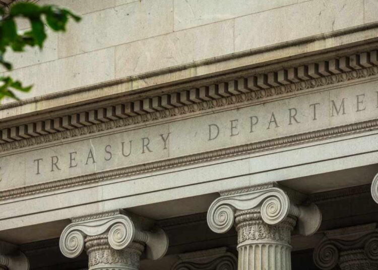 Treasury Committee Eyes Stablecoin Boom Fueling US Bond Demand