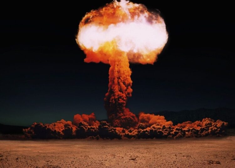 Warren Buffett Estimates That Trump’s Trade Policies Could Lead to Nuclear Confrontation