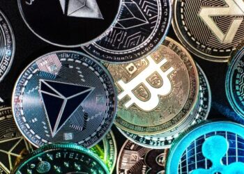 Geopolitics Can’t Stop Crypto — Weekly Fund Inflows Soar to $1.9B