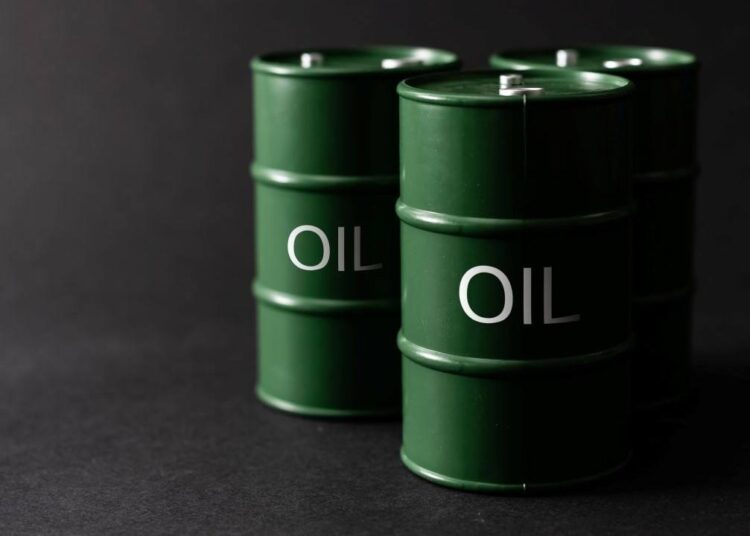 Bitcoin Continues Its Recovery as Oil Prices Ease Further