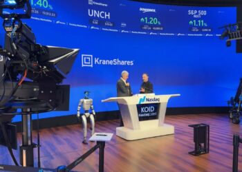 For the First Time Ever, a Humanoid Robot Rings the Nasdaq Opening Bell