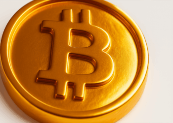Why Bitcoin Isn’t Soaring? Cryptoquant Analysts Points to 895K Demand Drop Outweighing Institutional Buys