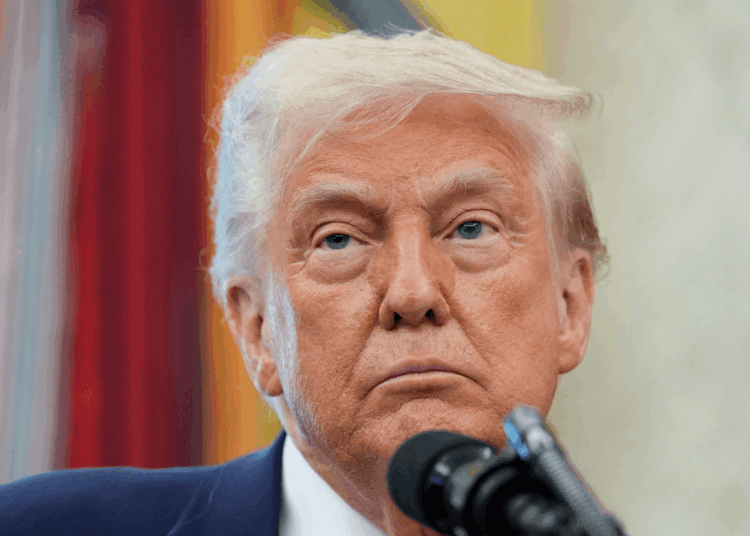 White House Moves to Let 401(k)s Invest in Bitcoin, Gold, Private Equity: FT