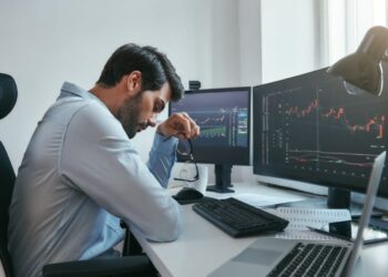Digital Asset Rout: BTC, ETH, and XRP Lead $300B Crypto Sell-Off