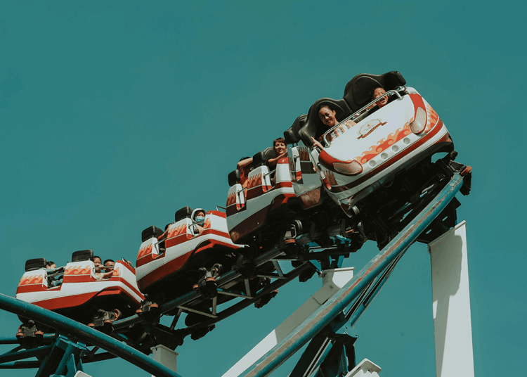 Crypto Rollercoaster: ETH and BNB Hit Highs, BTC Ends Lower