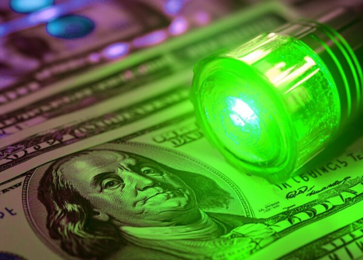 Fed Rate Cut Now Would Be ‘Playing With Fire’ Amid Risk of Credibility Loss, Says Former Treasury Secretary Larry Summers