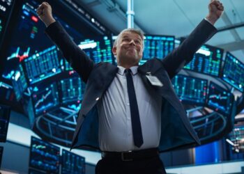 Bitcoin Rallies as Stocks Print Record Highs