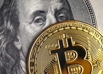 Ray Dalio Breaks Down US Dollar Decline as Crypto Strengthens Reserve Potential
