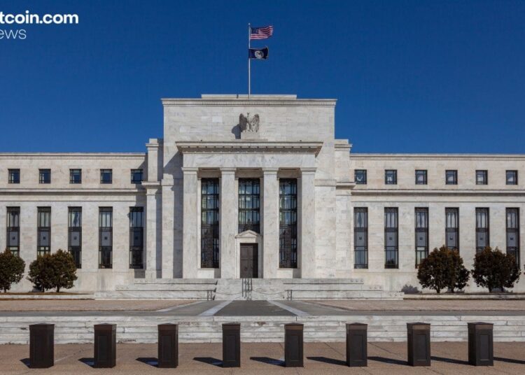 Fed Explores Payment Account That Could Pull Crypto Into the Heart of US Finance
