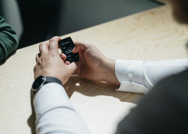 Trezor Launches Trezor Safe 7: First Hardware Wallet With Transparent Secure Element