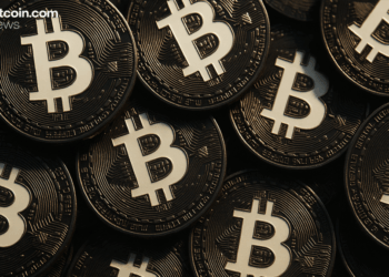Long-Sleeping Bitcoin Wallet Reemerges After 9 Years, Moves 216 BTC Worth $22.47M