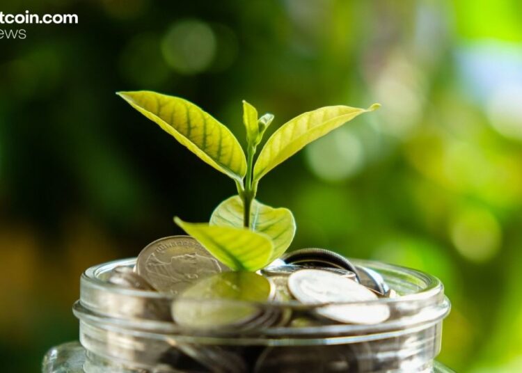 Bitcoin ETFs See Modest Inflows as Solana Stays Hot