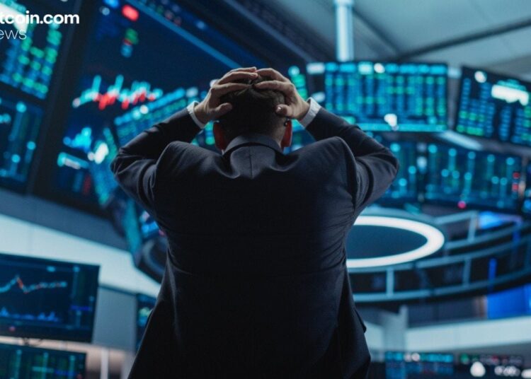 ETF Weekly: Bitcoin, Ether ETFs Bleed $1.8 Billion as Solana Stays Green