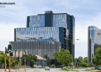 Discovery Bank Becomes First Major South African Bank to Offer Crypto Trading