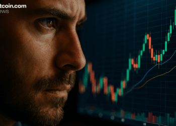 Bitcoin Price Watch: Charts Hint at Tension as Key Resistance Tightens