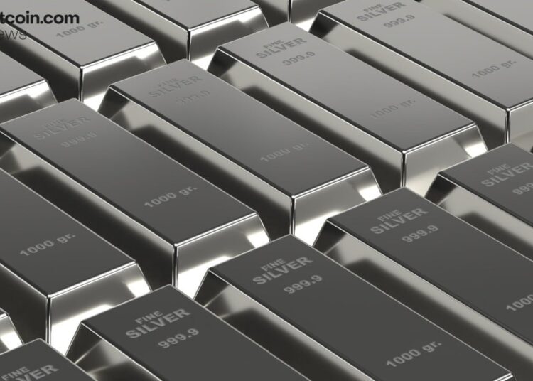 Retail Shifts to Silver: Purchase Lines Observed in Singapore