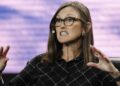 Cathie Wood Sees Bitcoin Price Breakthrough as Gold Link Strengthens